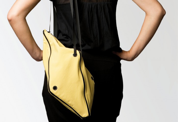 steffi b&amp;uuml;hlmaier steffibuehlmaier - falter - bag design - model with yellow bag